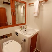 SY Pacific Wave Ensuite Port Side