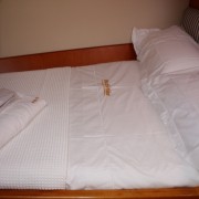 SY Pacific Wave Master Suite Double Bed Port