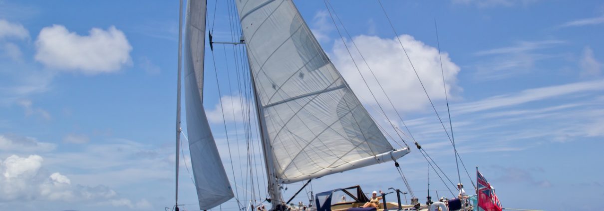 Sailing in the BVI onboard SY Pacific Wave